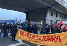 Nave carica di armi in Porto a Genova, bloccato il varco di Ponte Etiopia – VIDEO portuali no armi