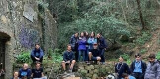 Degrado e spazzatura al Righi, arrivano i Genova Cleaners Genova Cleaners puliscono Righi