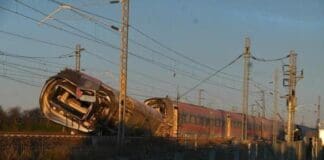 Frecciarossa deraglia a Lodi, 2 morti treno deragliato Lodi, frecciarossa