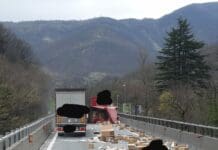 Autostrada A7 – Rimorchio si ribalta dopo Isola del Cantone
