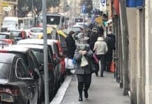 Emergenza coronavirus – Da oggi nuova ordinanza della Regione Liguria, ecco cosa cambia marciapiedi affollati