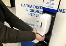 Coronavirus – Scuole aperte da mercoledì ma solo se arriveranno i dispenser igienizzanti dispenser igienizzante, distributore