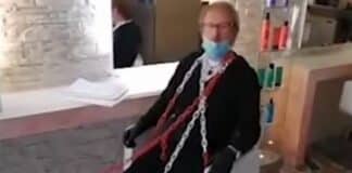 Emergenza Coronavirus – Acconciatori ed estetiste, 1600 imprese a rischio solo a Genova parrucchiere incatenato coronavirus