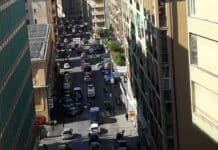 Coronavirus – Aumenta del 30% il numero dei genovesi fuori casa traffico via Manuzio