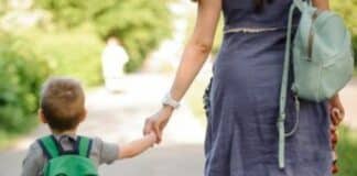 Festa della Mamma, gli eventi in piazza De Ferrari a Genova mamma e figlio