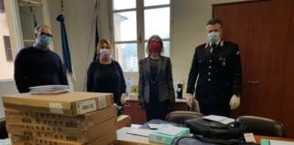 Coronavirus – A Voltri i carabinieri consegnano porta a porta i tablet per gli alunni consegna tablet studenti voltri