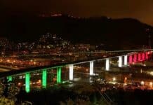 Ponte di Genova – La prima auto percorre la nuova struttura – VIDEO