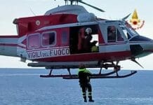 Pieve Ligure, anziano cade sugli scogli, è grave elicottero vigili del fuoco