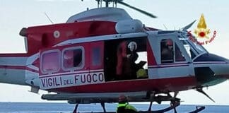Malpasso, cade sulla scogliera e si ferisce: interviene l’elicottero elicottero vigili del fuoco