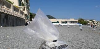 Spiagge Libere – A Genova si parte con il numero chiuso e con i volontari a sorvegliare spiagge libere genova covid