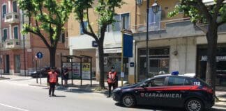 Albenga – Minaccia di morte un commerciante e gli estorce 30mila euro: arrestato