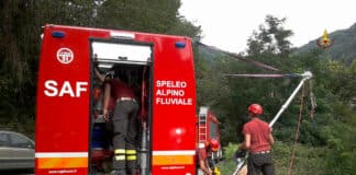 Incidente sul lavoro a Lerici – Cade in un dirupo col trattore, operaio salvato dai Vigili del Fuoco