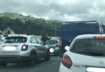 Genova, traffico nel caos in Valbisagno, code e ambulanze bloccate coda valbisagno staglieno