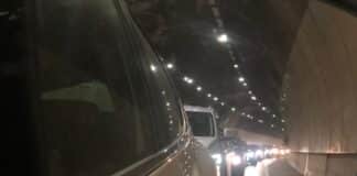 Autostrada A10 nel caos, chiuso tratto tra Arenzano e A26 coda autostrada a10