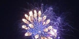Piersilvio Berlusconi festeggia il figlio Lorenzo Mattia con i fuochi d’artificio a Paraggi fuochi artificiali Paraggi Berlusconi