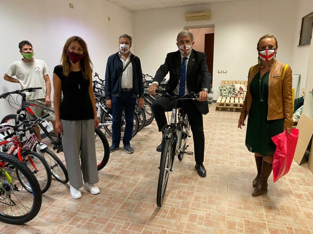 via Prè nuovi negozi Bucci Bordilli