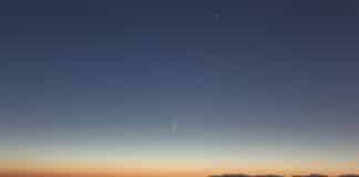 La cometa NeoWise e la Stazione Spaziale Internazionale si incrociano sui cieli di Genova