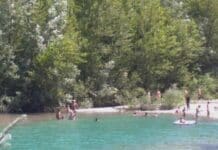 Lago di Vobbietta – Tuffi e bagni vietati e pericolosi ma ancora affollato di bagnanti lago-vobbietta-bagnanti