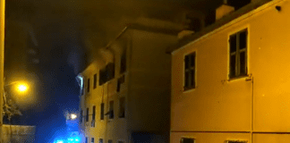 Incendio a Cornigliano, mezzi di soccorso bloccati dalla sosta selvaggia incendio Cornigliano via Tonale