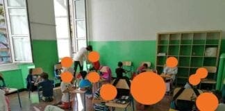 Bambini in ginocchio a scuola – La risposta del dirigente scolastico bambini in ginocchio scuola