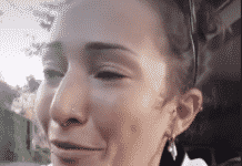 Genova, le danneggiano dell’auto perché lesbica, Camilla si sfoga: “Mi chiamano pervertita” auto distrutta ragazza lesbica