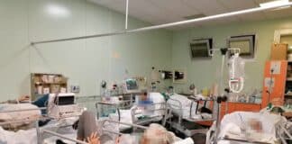 Genova, ospedali ancora in crisi e personale stremato Villa Scassi caos barelle