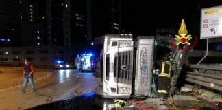 Grave incidente sull’elicoidale a Sampierdarena, ferito un camionista