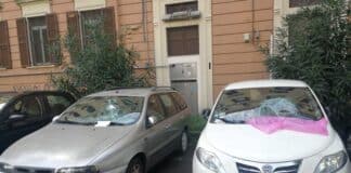 San Fruttuoso – Raid vandalico in piazza Giusti, ancora auto danneggiate piazza Giusti vandali