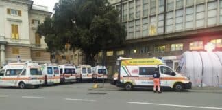 Genova, l’ospedale Galliera risponde alla Uil: “Stiamo lavorando sui contratti” Galliera caos ambulanze