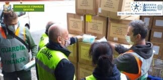 Coronavirus – Maxi sequestro di mascherine con marchi falsi nel Porto di Savona guardia finanza Savona