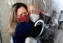 Coronavirus – Anche a Genova le stanze degli abbracci nelle Rsa? stanza abbracci covid