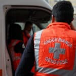 Genova, soccorrono persona per strada ma vengono aggrediti ambulanza croce bianca genovese