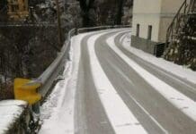 Meteo Liguria, ancora correnti fredde in arrivo, neve sui versanti padani neve ghiaccio strade