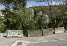 Marassi – Il muraglione che sostiene via Gandin sta cedendo, allarme tra i residenti via Gandin Marassi cedimento