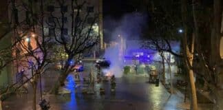 Voltri – Bidone in fiamme in piazza Lerda, torna il piromane incendio cassonetto Voltri