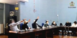 Saluto romano in comune a Cogoleto, Biamonti: “Querelo sindaco e consiglieri, accusa infamante”