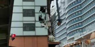 Costa Smeralda urta la banchina a Savona, ingenti i danni Costa smeralda incidente savona