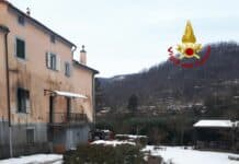 Incendio a Montoggio – Arrivano i vigili del Fuoco Incendio Montoggio Cà