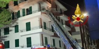 Riva Trigoso – Incendio in abitazione, due intossicati dal fumo incendio Riva Trigoso