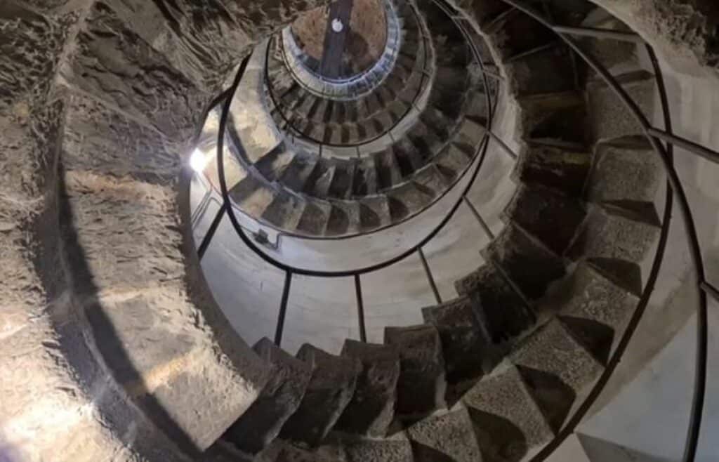 castello d'albertis scalinata Torre Rotonda