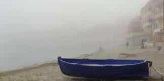 Torna la caligo, la nebbia di mare avvolge Genova caligo sestri levante