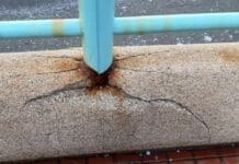 Ringhiere pericolose in corso Italia? corso-italia-ringhiera-pericolosa