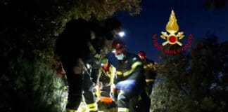 Escursionista si ferisce su sentiero delle Cinque Terre, salvata dai vigili del fuoco Campiglia soccorso persona