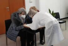Coronavirus – Partite le somministrazioni del vaccino in farmacia – VIDEO vaccinazioni, via cesarea confcommercio