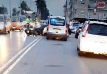 Grave incidente a Pegli, ferito un motoclista, coda verso ponente incidente Pegli 26 marzo 2021