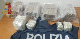 San Fruttuoso, 10 chili di hashish nascosti in laboratorio: arrestato gelataio-pusher
