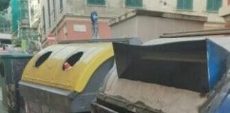 Voltri, terzo incendio di cassonetti, l’assessore sceriffo: tranquillo che ti becchiamo