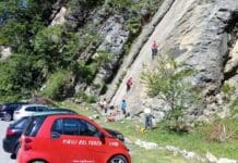 Parete di roccia del lago Val Noci ancora più attrezzata per rocciatori falesia lago Val Noci Montoggio
