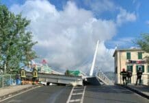 Ancora un ponte crollato in Liguria, cede la struttura della Darsena Pagliari a La Spezia ponte Darsena Pagliari La Spezia
