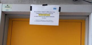 Ascensore fermo da settimane alle Lavatrici di Prà, disabili e anziani in attesa ascensore lavatrici